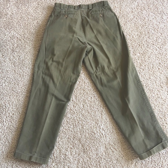 Men’s Van Heusen Pleated Khaki Pant 32x30 - Picture 3 of 4